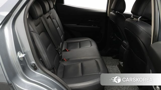 Ssangyong Beautiful Korando 2021 Серебристо-серый из Кореи, фото 6