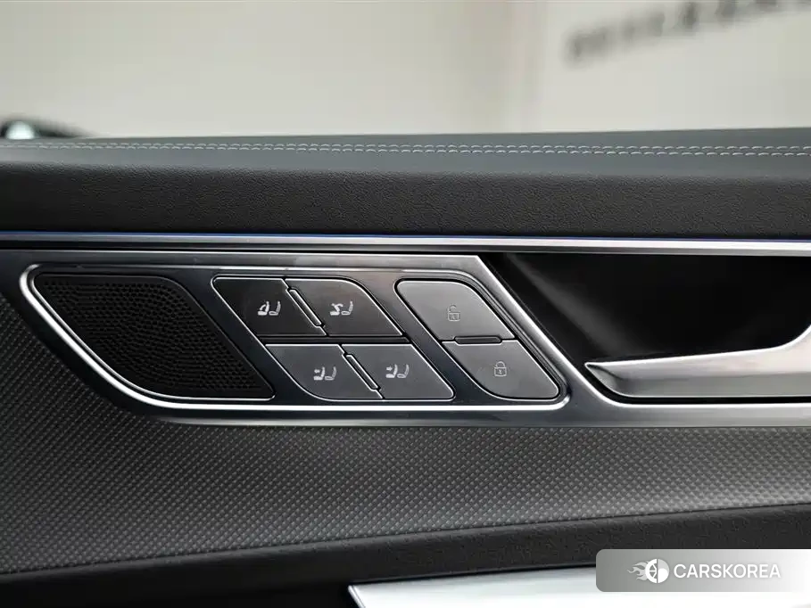 Audi A7L 2026 Белый из Китая, фото 6