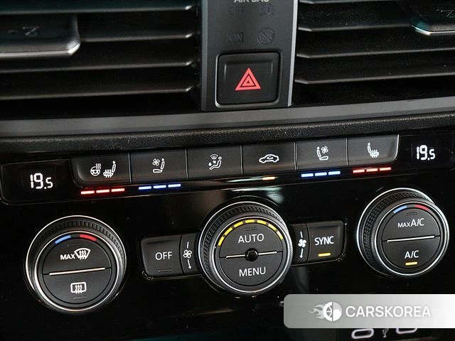 Volkswagen 7th Generation of Jetta 2021 Белый из Кореи, фото 6