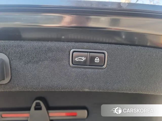 Genesis G80 2018 Черный из Кореи, фото 6