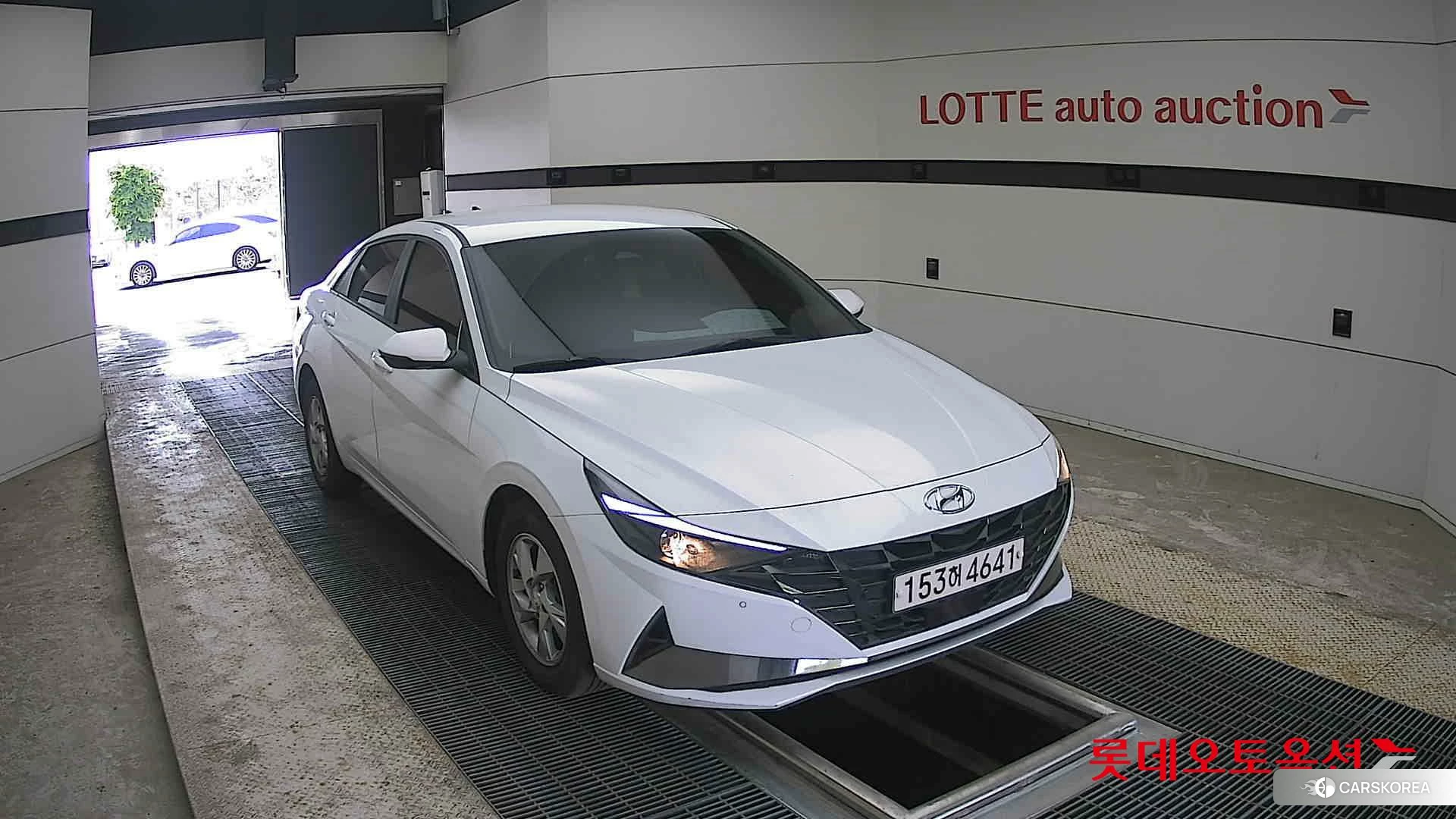 Hyundai Avante 2021 Polar White из Кореи, фото 6