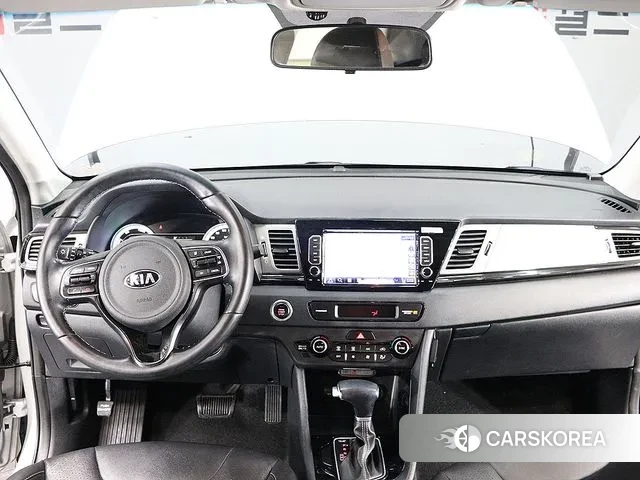 Kia Niro 2018 Серебряный из Кореи, фото 6