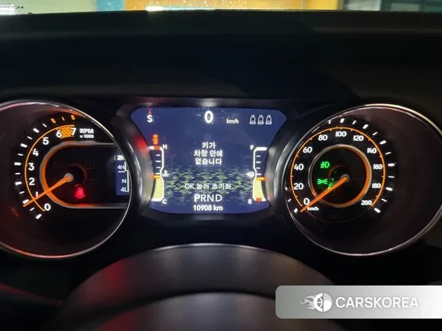 Jeep Wrangler (JL) 2023 Черный из Кореи, фото 6