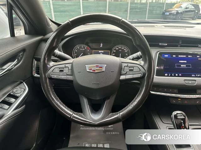 Cadillac XT4 2020 Белый из Китая, фото 6