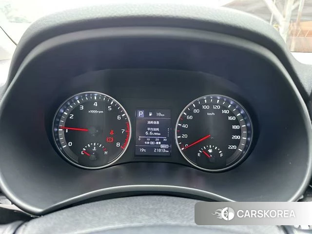Kia Yi Ran 2024 Белый из Китая, фото 6