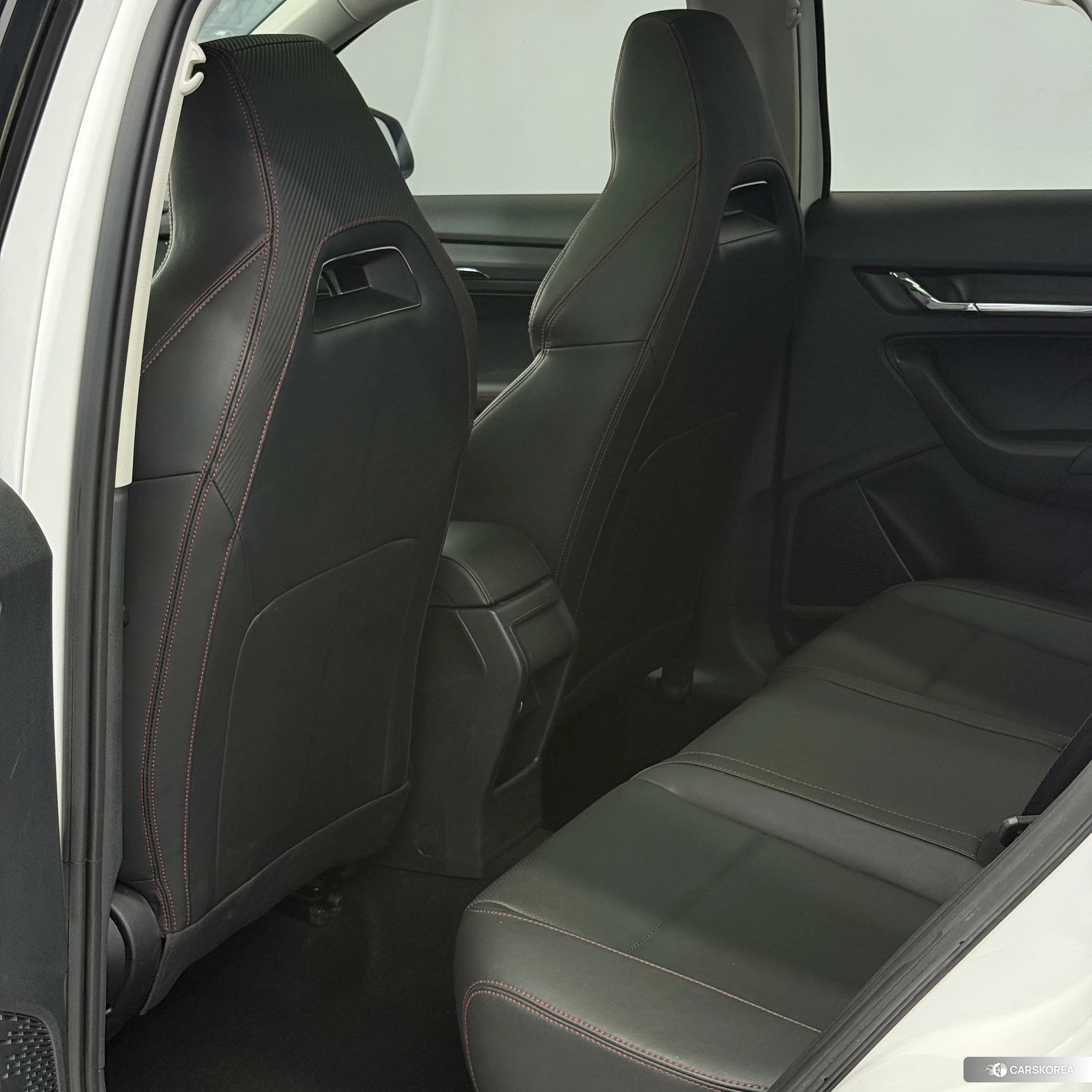 Skoda Komik GT 2021 Белый из Китая, фото 6