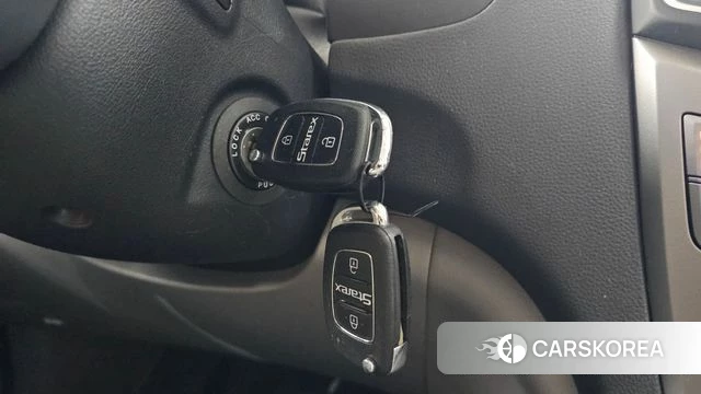 Hyundai The New Grand Starex 2020 Желтый из Кореи, фото 6
