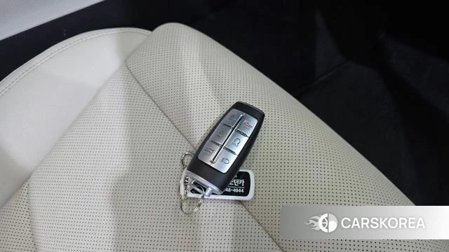 Genesis GV70 2021 Белый из Кореи, фото 6
