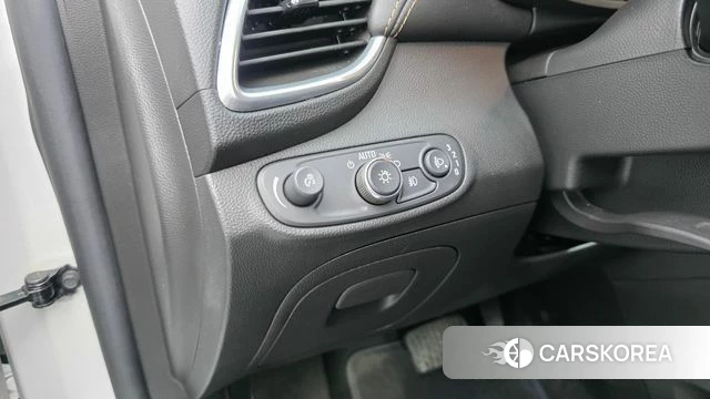 Chevrolet (GM Daewoo) The New Trax 2020 Белый из Кореи, фото 6