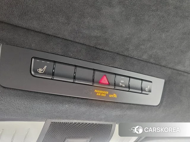 Mercedes-Benz AMG GT 2018 Серебристо-серый из Кореи, фото 6