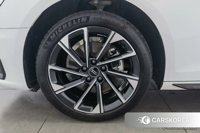 Audi A4L 2024 Белый из Китая, фото 6