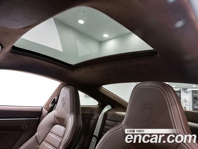 Porsche 911(992) 2023 Жемчужный цвет из Кореи, фото 6