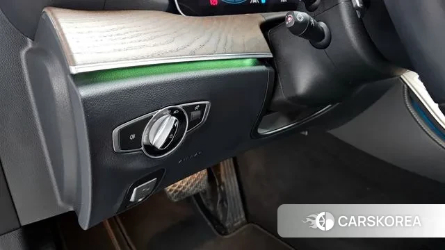 Mercedes-Benz E-Class W213 2022 Белый из Кореи, фото 6