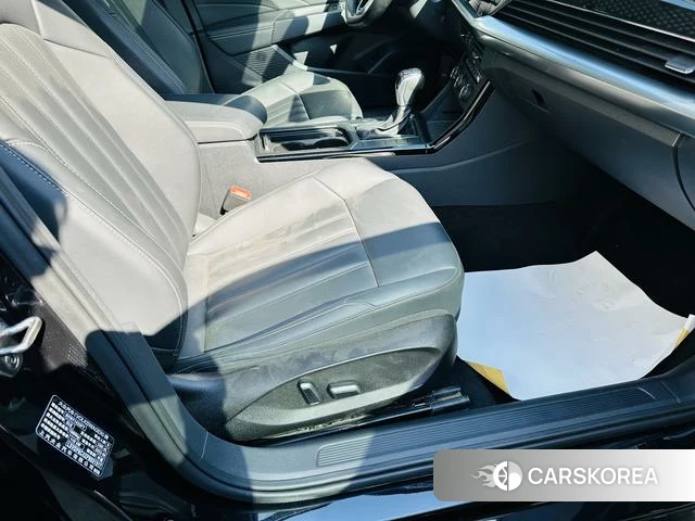 Volkswagen Passat 2023 Черный из Китая, фото 6