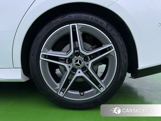 Mercedes-Benz CLA (import) id 4219847 из Китая 6