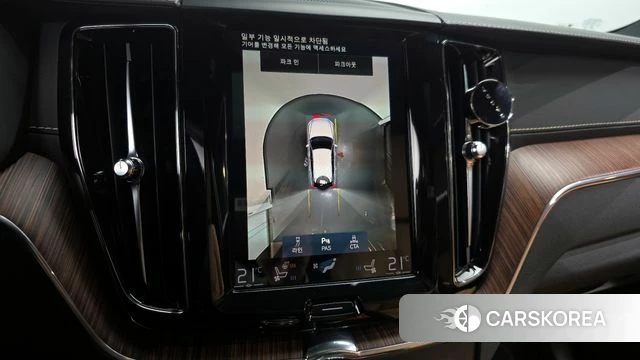 Volvo XC60 second Generation 2020 Белый из Кореи, фото 6