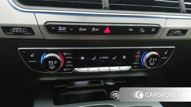 Audi Q7 (4M) 2019 Черный из Кореи, фото 6