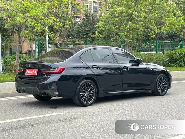BMW 3 series 2023 Черный из Китая, фото 6