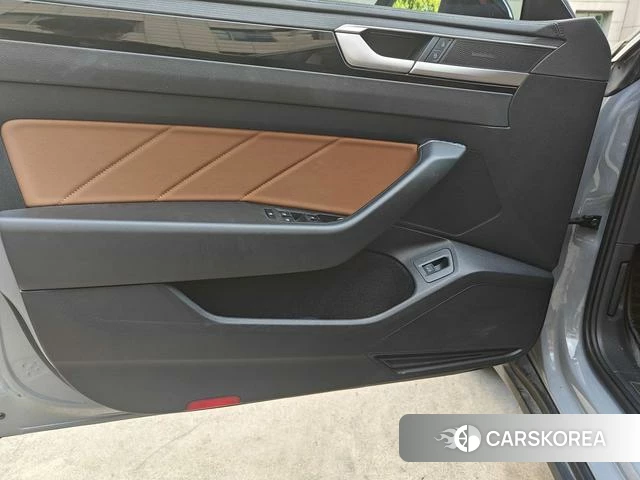 Volkswagen CC 2022 Зеленый из Китая, фото 6