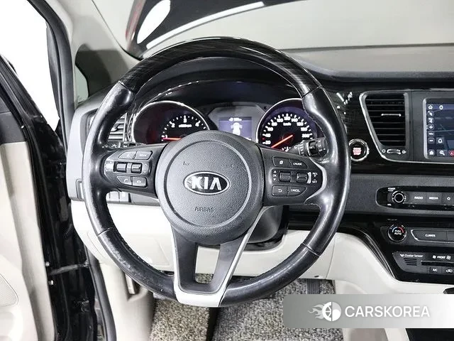 Kia The New Carnival 2018 Черный из Кореи, фото 6