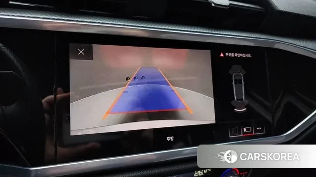 Audi Q3 (F3) 2020 Белый из Кореи, фото 6