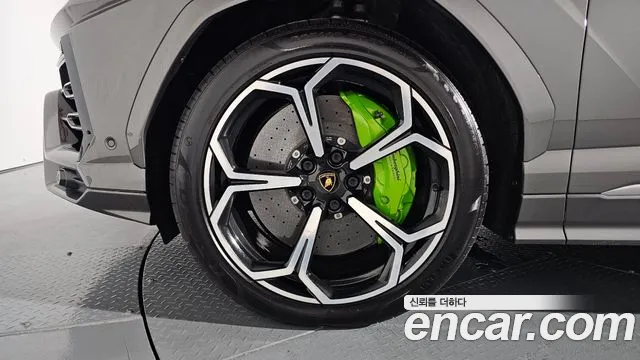 Lamborghini Urus id 2744973 из Кореи 6