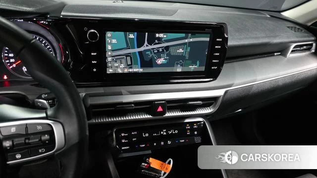 Kia K5 3rd generation 2023 Серый из Кореи, фото 6