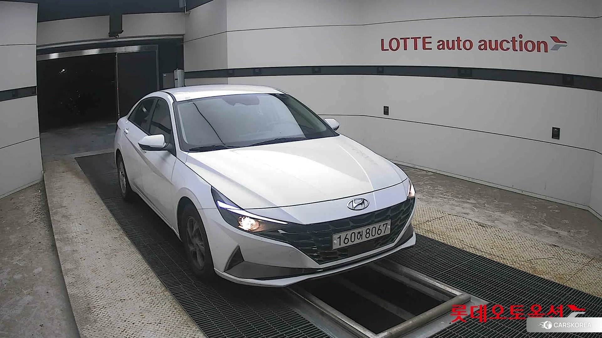 Hyundai Avante 2021 Polar White из Кореи, фото 6