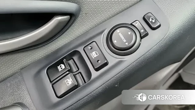 Hyundai The New Grand Starex 2018 Серебристо-серый из Кореи, фото 6