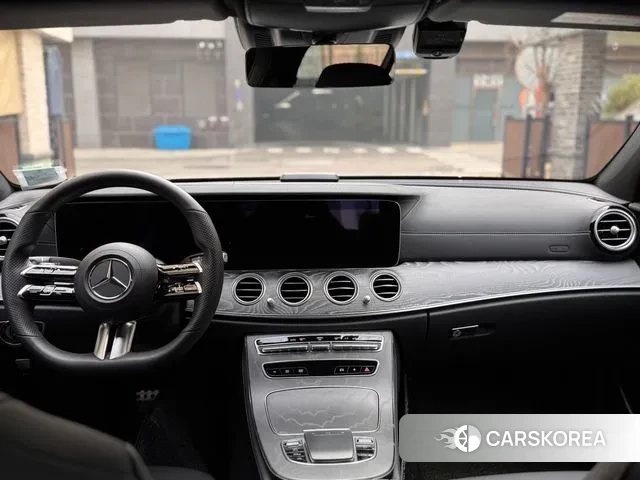 Mercedes-Benz E-Class W213 2022 Белый из Кореи, фото 6