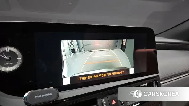 Lexus ES300h 7th generation 2024 Серебристо-серый из Кореи, фото 6