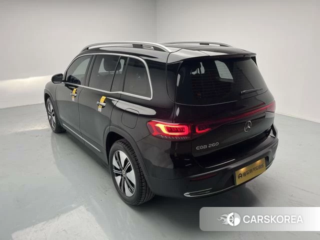 Mercedes-Benz EQB 2023 Черный из Китая, фото 6