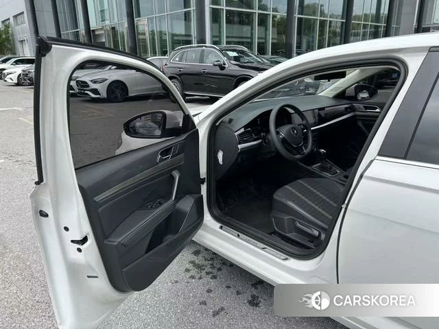 Volkswagen Lavida 2021 Белый из Китая, фото 6