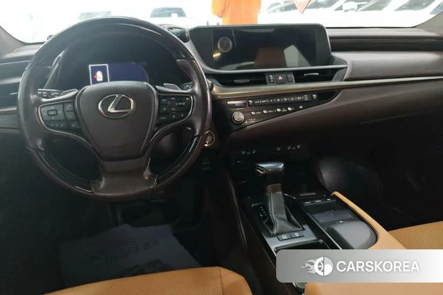 Lexus ES 2021 Серебристо-серый из Китая, фото 6