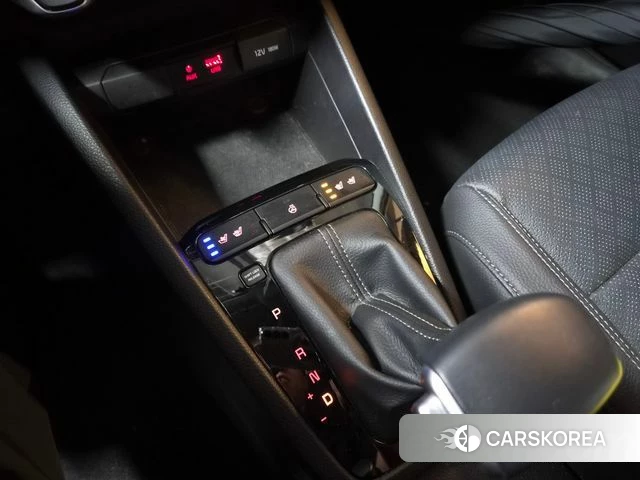 Kia Stonic 2020 Белый из Кореи, фото 6