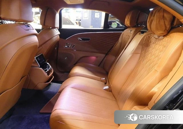 Bentley Flying Spur 3rd Generation 2022 Черный из Кореи, фото 6