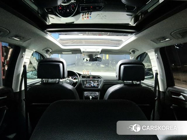 Volkswagen Tiguan second Generation 2020 Серый из Кореи, фото 6