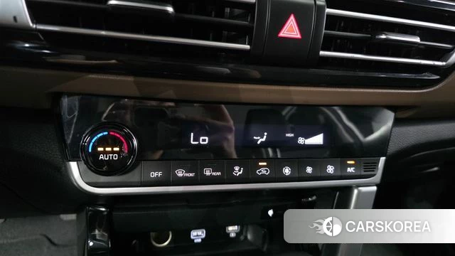 Kia Seltos 2022 Белый из Кореи, фото 6
