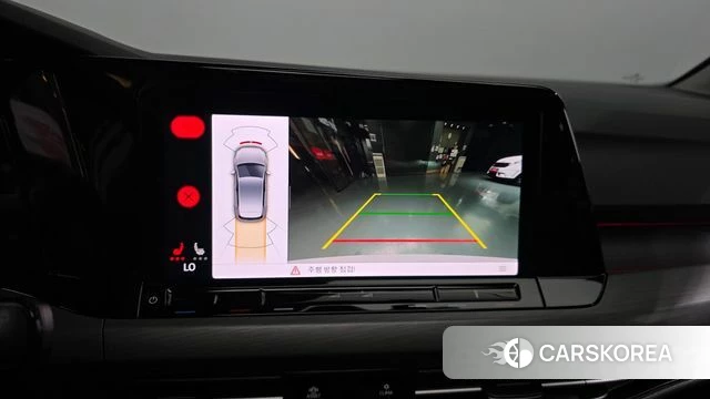 Volkswagen Golf 8th Generation 2024 Белый из Кореи, фото 6