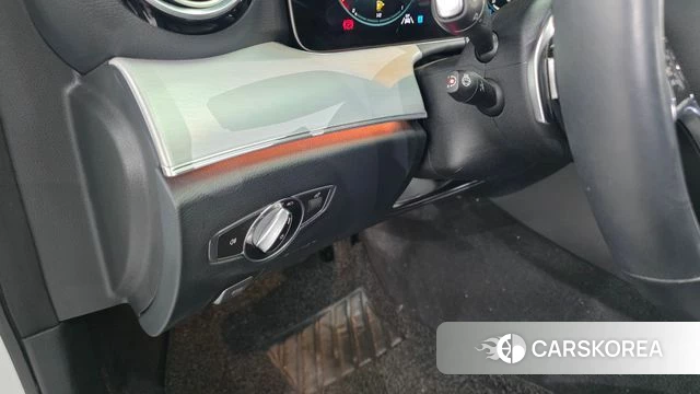 Mercedes-Benz E-Class W213 2021 Белый из Кореи, фото 6