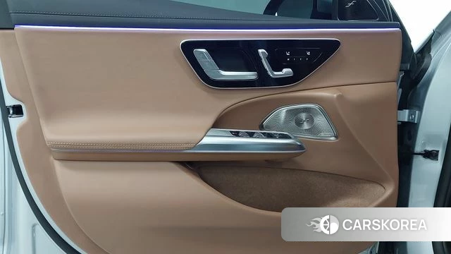 Mercedes-Benz E-Class W214 2025 Серебряный из Кореи, фото 6