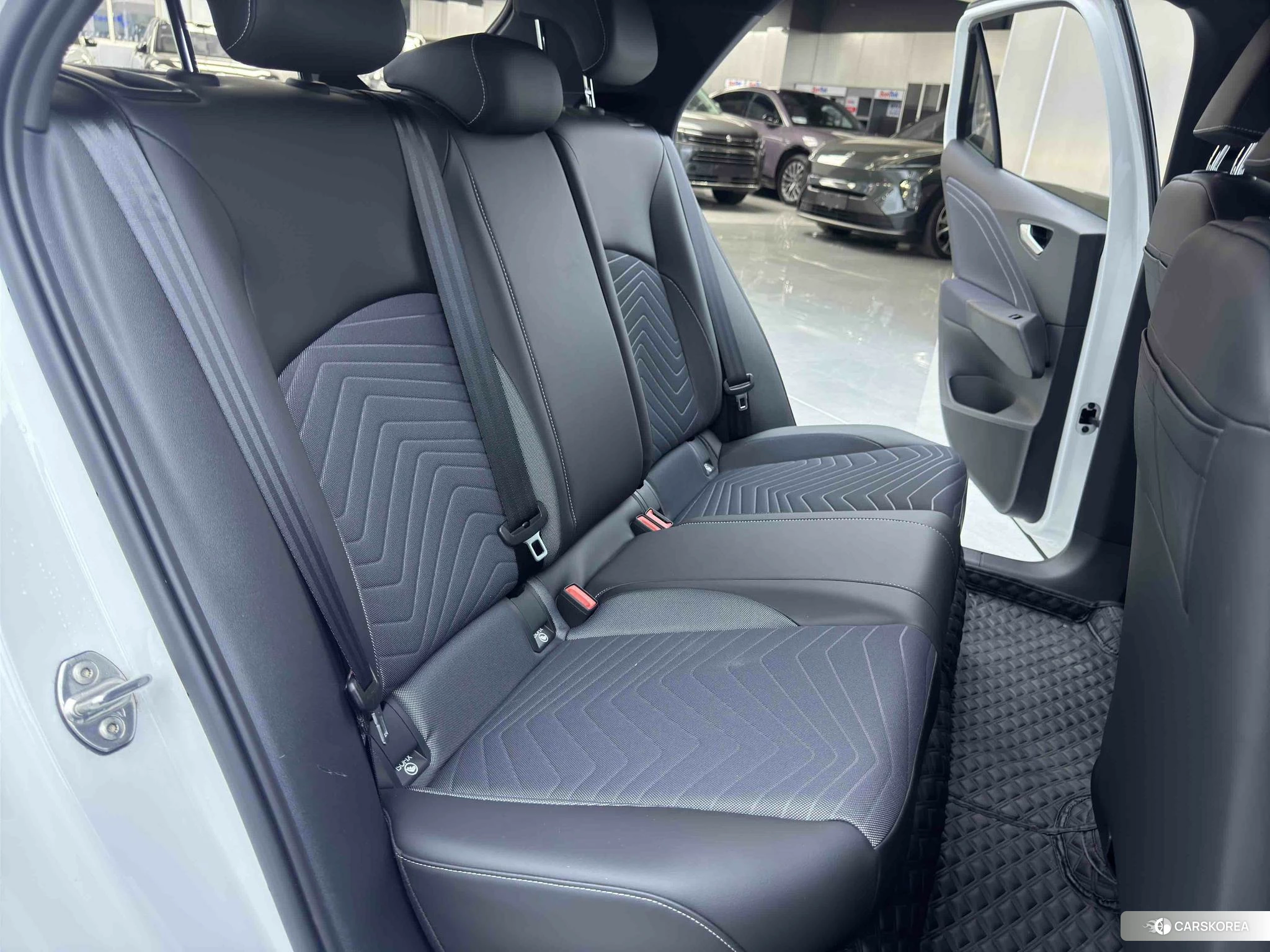 Volkswagen ID.3 2024 Белый из Китая, фото 6