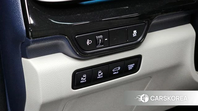 Kia The New Carnival 4th Generation 2024 Серебристо-серый из Кореи, фото 6