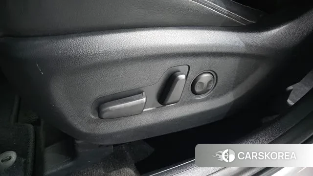 Kia Sportage The Bold 2021 Серебряный из Кореи, фото 6