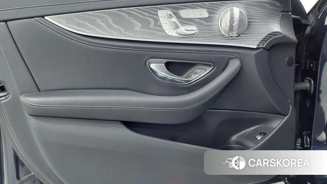 Mercedes-Benz E-Class W213 2022 Синий из Кореи, фото 6