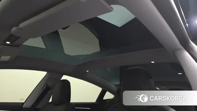 Tesla Model 3 2024 Белый из Кореи, фото 6