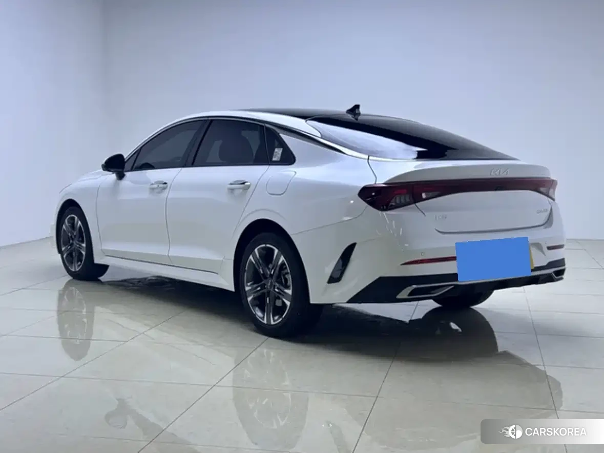Kia K5 2025 Белый из Китая, фото 6