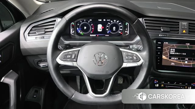 Volkswagen Tiguan Allspace 2022 Черный из Кореи, фото 6