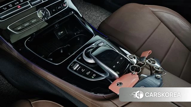 Mercedes-Benz E-Class W213 2019 Серый из Кореи, фото 6