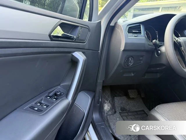 Volkswagen Tiguan L 2021 Черный из Китая, фото 6